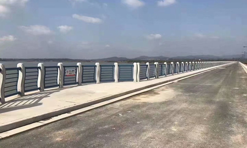 浙江湖州泗安水库护栏
