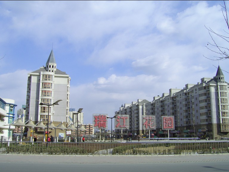 瑞江花園給（gěi）、排水日豐（fēng）地暖工程（chéng）